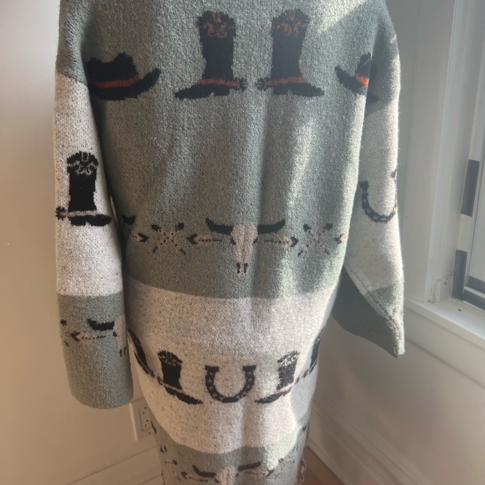 Zara Multicolor Fringed Sweater/Coat - Picture 3 of 8